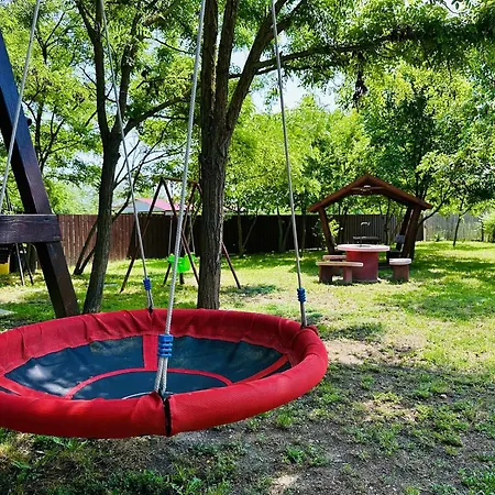 Apartmán Alfoeldi Vendeghaz - *