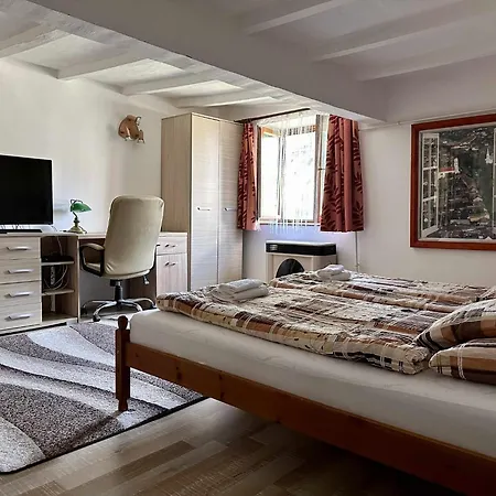 Alfoeldi Vendeghaz - Apartmán Devavanya