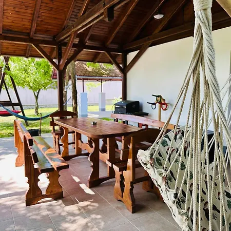 Apartmán Alfoeldi Vendeghaz - *