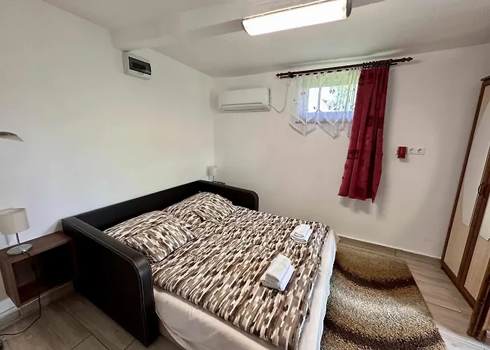 Alfoeldi Vendeghaz -