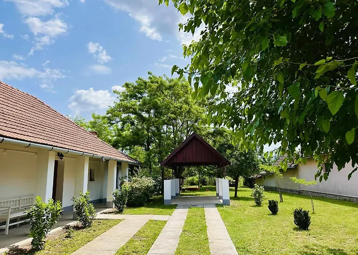 Alfoeldi Vendeghaz - Appartement *